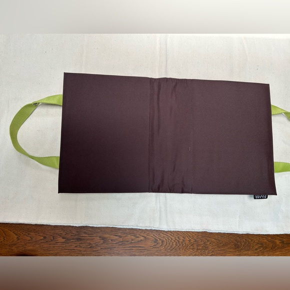 New W/O tag Milano Series Makeup Tote, foldable. Zipper sections keep all secure - Picture 5 of 5